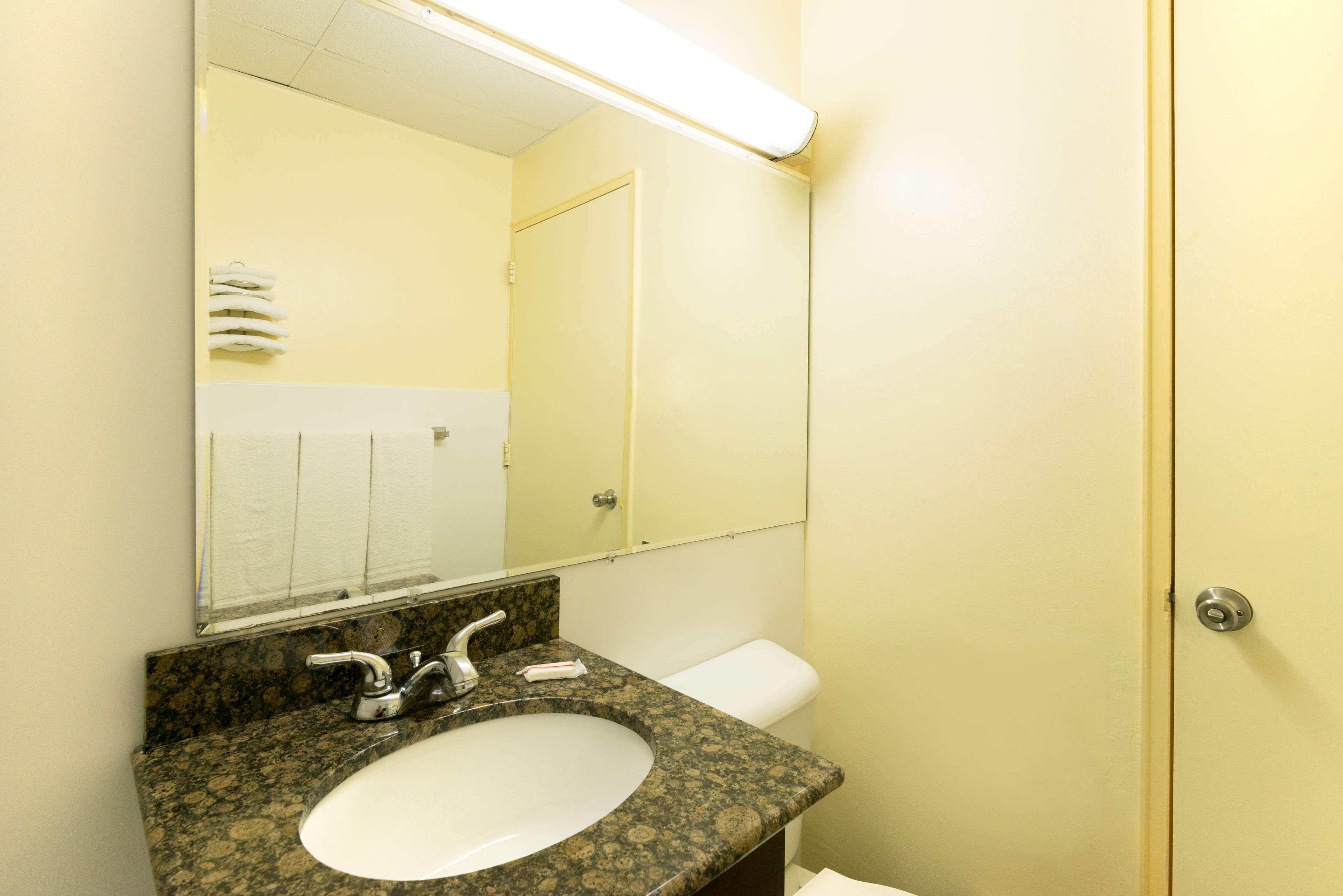 Rodeway Inn Philadelphie Extérieur photo